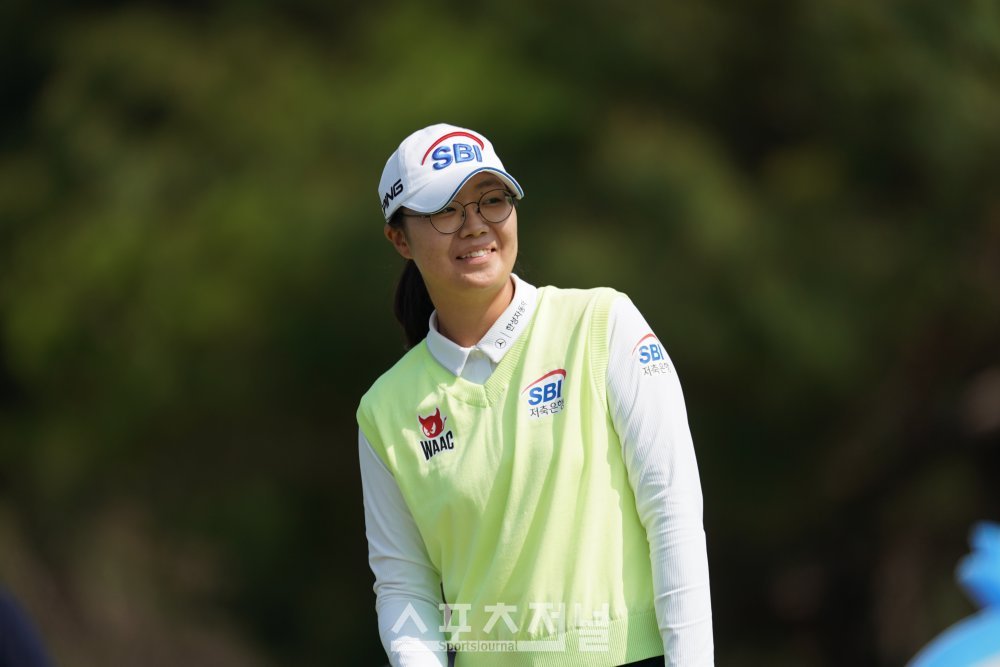 [청년골프] 김가희 1번홀 티샷